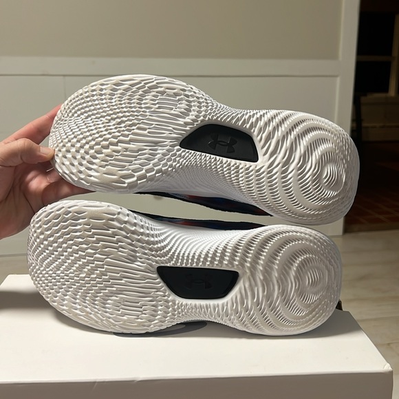 Curry 8 PRNT - Picture 4 of 4